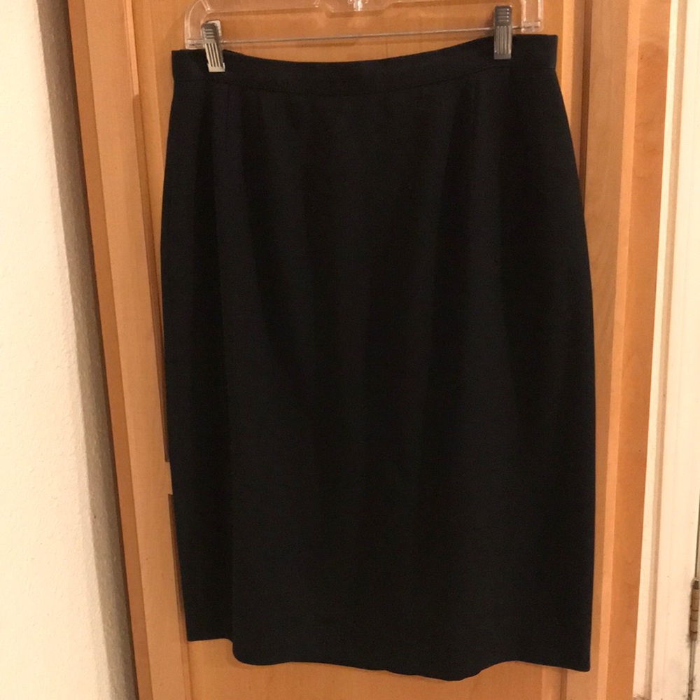 Giorgio Armani black skirt size 14